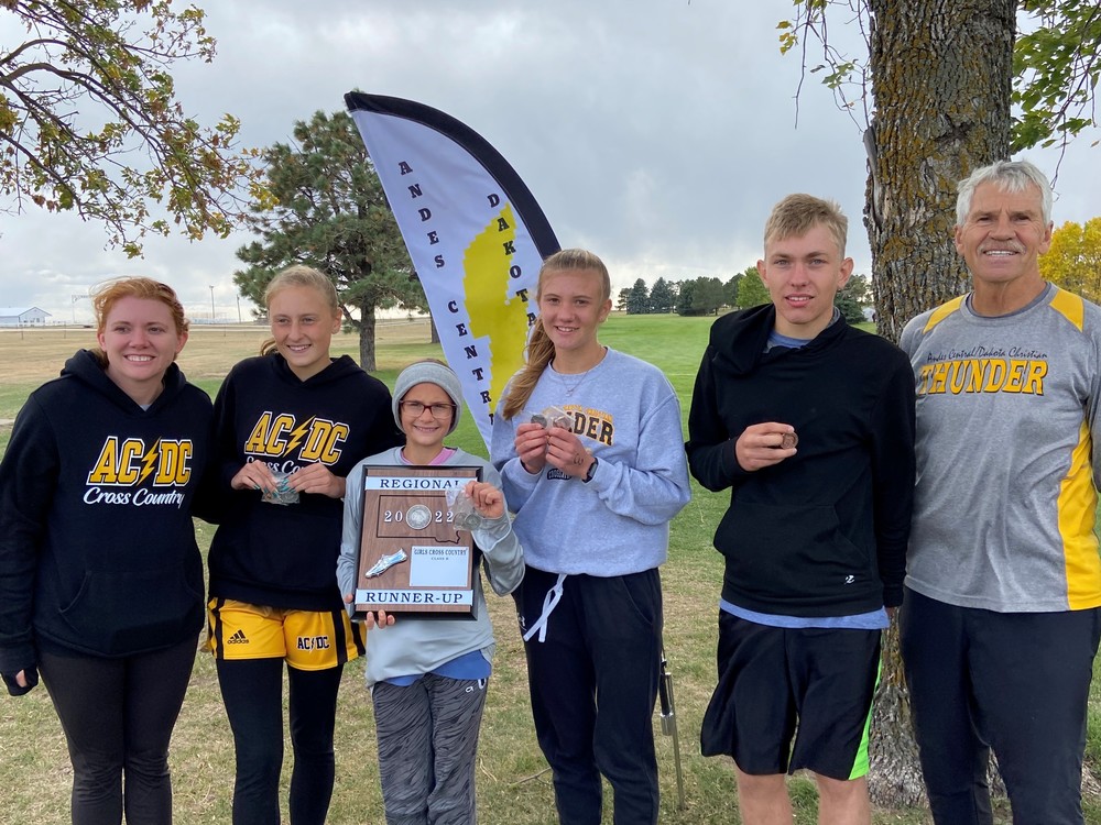 AC/DC Thunder Cross Country Team Head to State